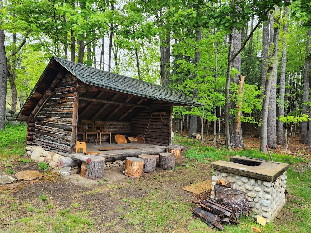 Trail's End Inn
