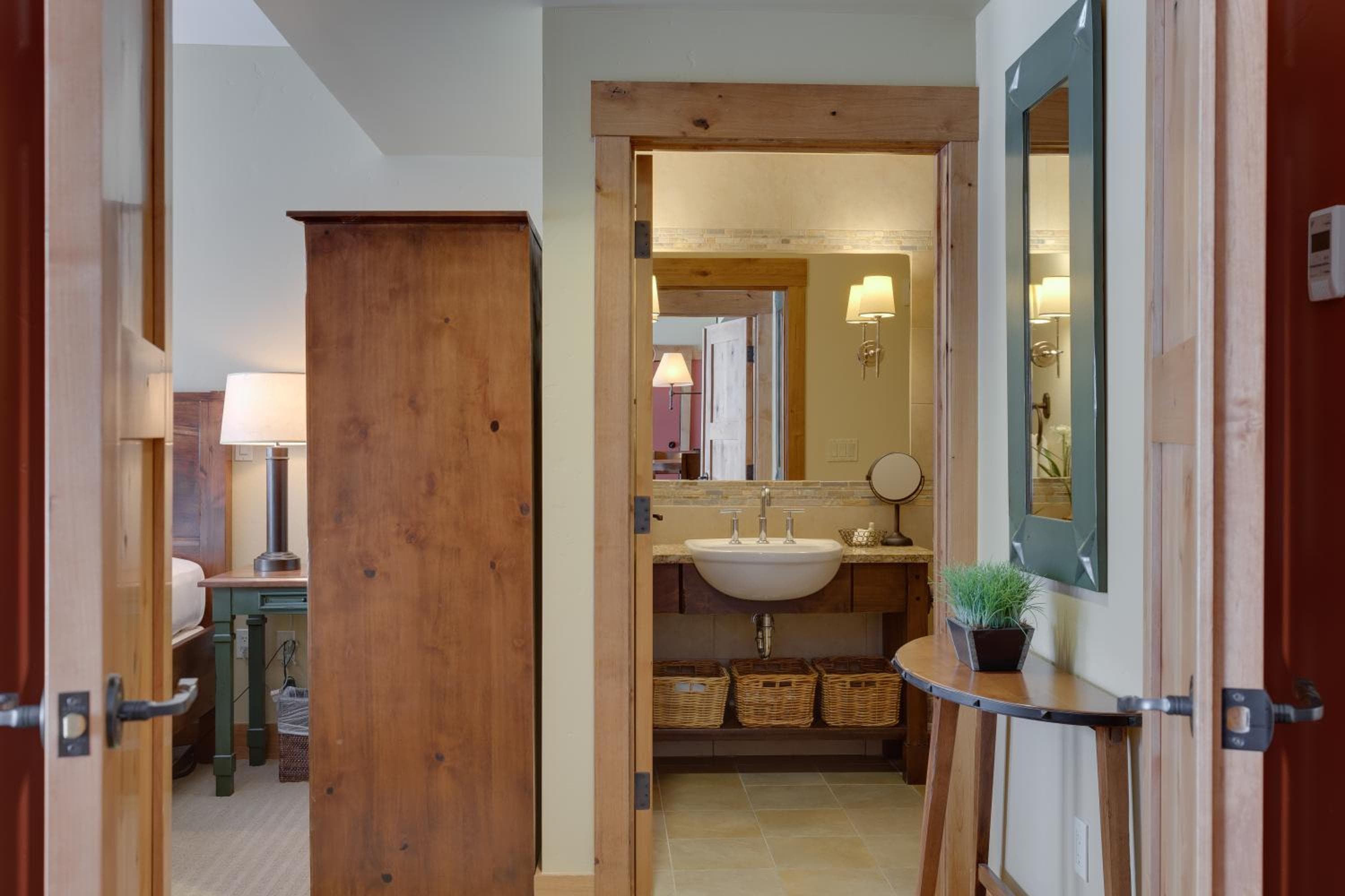 One-Bedroom Suite